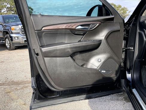 Used 2023 Buick Envision Avenir image 16