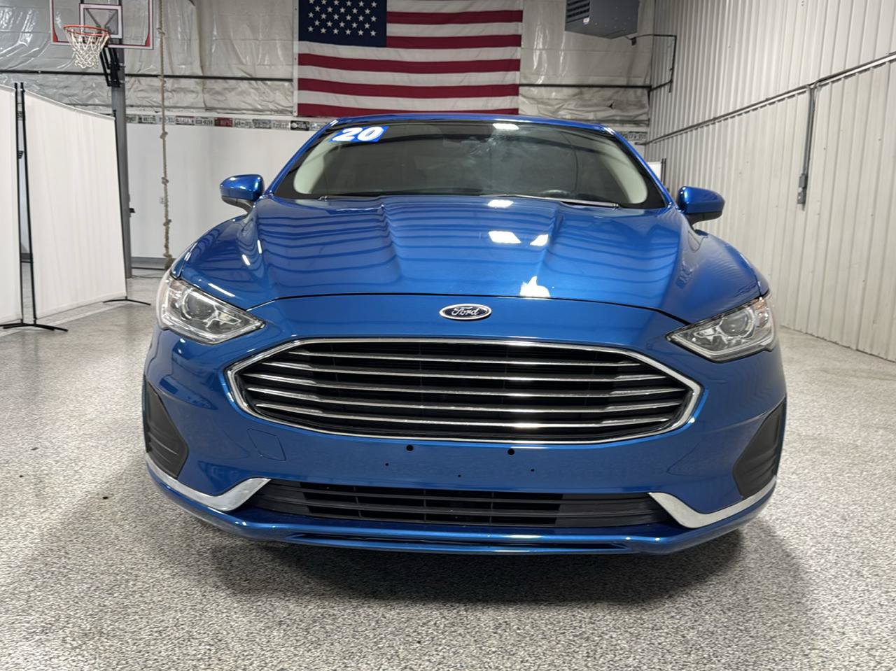 Used 2020 Ford Fusion SE FWD image 3