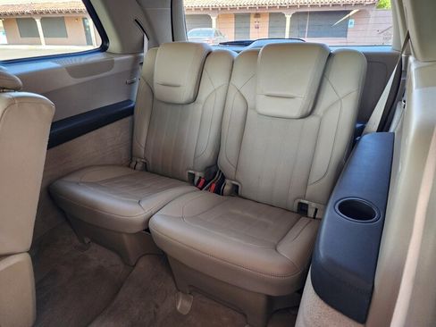 Used 2015 Mercedes-Benz GL 450 4MATIC w/ Lighting Package image 95