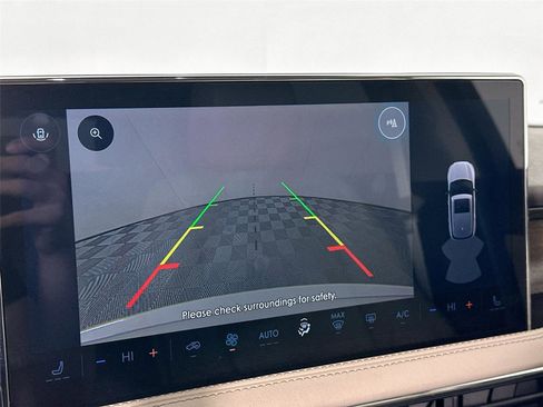 Used 2023 Lincoln Corsair Reserve image 16