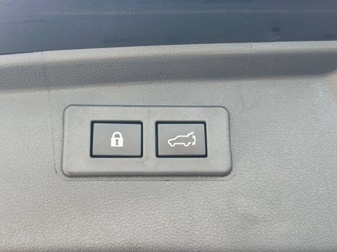 Used 2025 Subaru Outback Onyx Edition AWD/4WD image 37