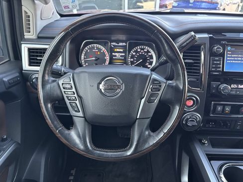 Used 2018 Nissan Titan Platinum Reserve w/ Platinum Utility Package AWD/4WD image 10