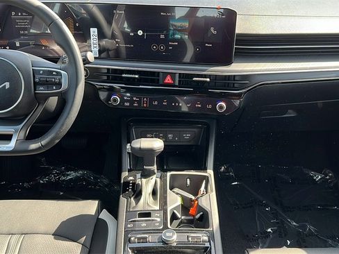 Used 2025 Kia K5 GT-Line w/ GT-Line Premium Package image 14