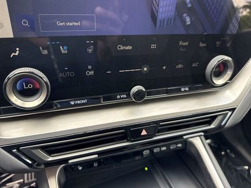 Certified 2026 Lexus TX 350 AWD w/ Technology Package image 19
