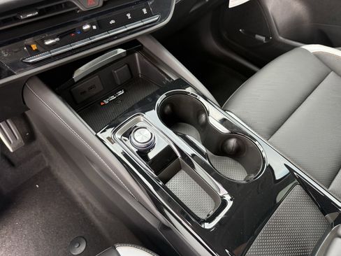 New 2026 Buick Envision Sport Touring image 17