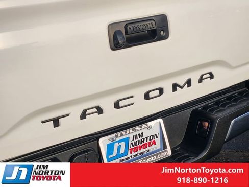 Used 2023 Toyota Tacoma SR5 image 12
