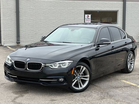 Used 2017 BMW 330i 330i Sedan 4D image 2