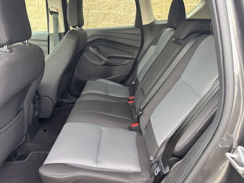 Used 2018 Ford Escape SE AWD/4WD image 12