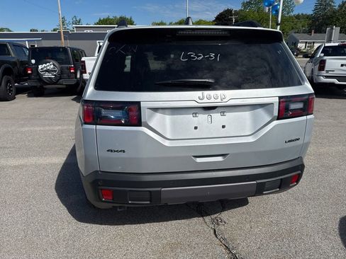 New 2026 Jeep Cherokee Laredo AWD/4WD image 4