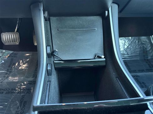 Used 2018 Tesla Model 3 Long Range image 31