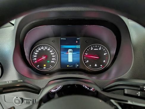 Used 2025 Mercedes-Benz Sprinter 2500 image 12