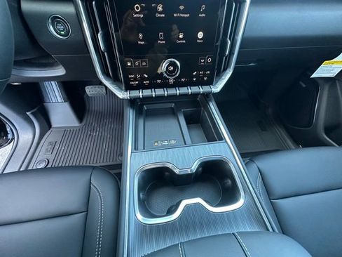 New 2026 GMC Acadia Elevation w/ Elevation Premium Package FWD image 19