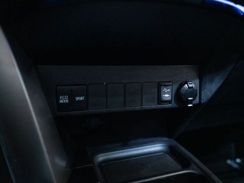 Certified 2017 Toyota RAV4 XLE image 26