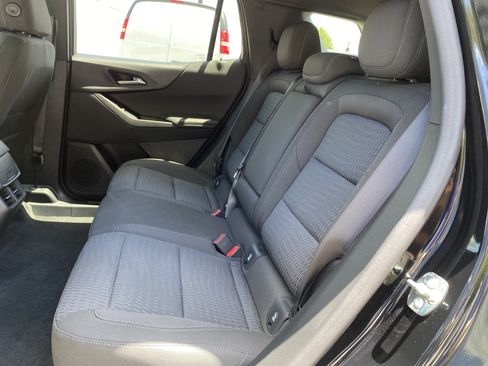 Used 2026 Chevrolet Equinox LT FWD image 36