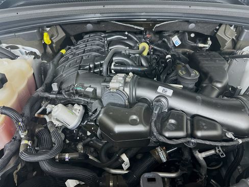 Used 2023 Jeep Grand Cherokee Altitude AWD/4WD image 33