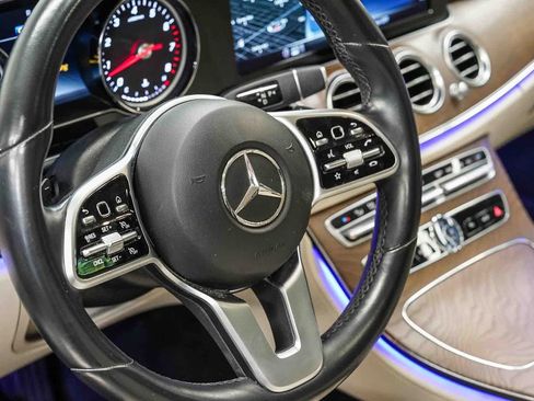 Used 2019 Mercedes-Benz E 300 image 21