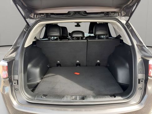 Used 2019 Jeep Compass Limited image 18