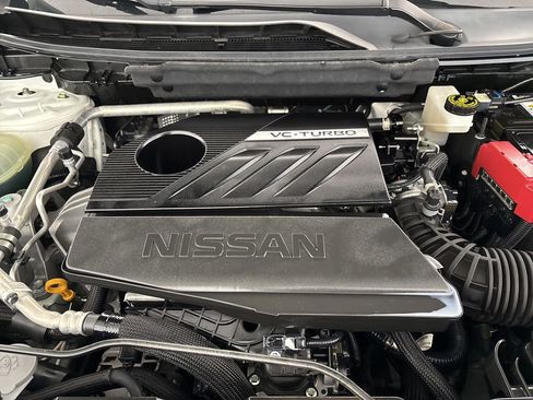 Used 2023 Nissan Rogue Platinum w/ Platinum Premium Package image 34