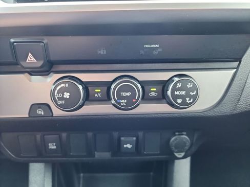 Used 2023 Toyota Tacoma SR5 image 27