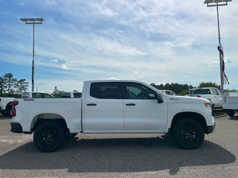 Used 2026 Chevrolet Silverado 1500 LT Trail Boss w/ Convenience Package II AWD/4WD image 4