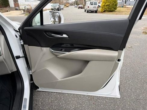 Used 2019 Cadillac XT4 Premium Luxury w/ Enhanced Visibility Package image 13