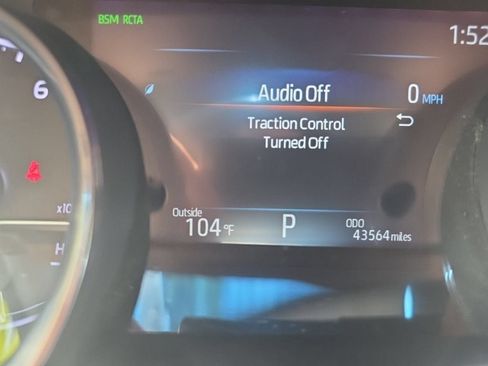 Used 2020 Toyota Camry XLE AWD/4WD image 16