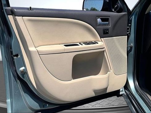 Used 2008 Mercury Sable Premier FWD image 18