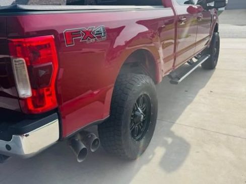 Used 2017 Ford F250 Lariat w/ Lariat Ultimate Package AWD/4WD image 5