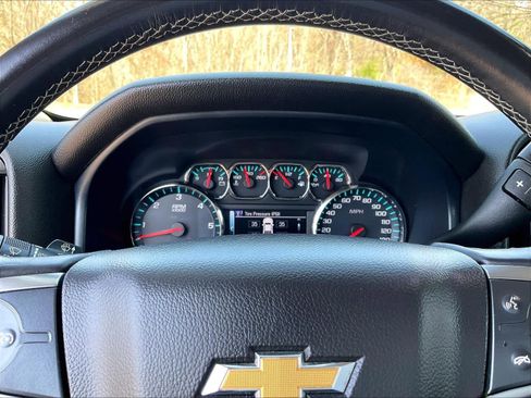 Used 2018 Chevrolet Silverado 1500 LT w/ All Star Edition image 24