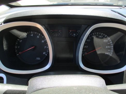 Used 2012 Chevrolet Equinox LS AWD/4WD image 16