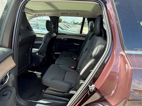 New 2026 Volvo XC90 B5 Core AWD/4WD image 15
