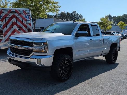 Used 2016 Chevrolet Silverado 1500 LT w/ All Star Edition AWD/4WD image 7