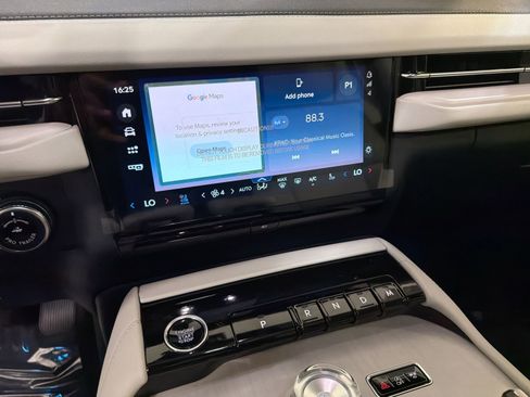 New 2026 Lincoln Navigator L Reserve AWD/4WD image 19