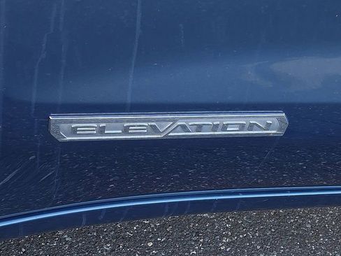 Used 2024 GMC Sierra 1500 Elevation image 33