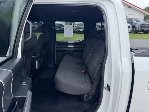 Used 2016 Ford F150 XLT w/ Equipment Group 302A Luxury AWD/4WD image 12