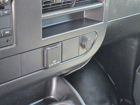 Certified 2024 GMC Savana 2500 w/ Driver Convenience Package RWD image 18
