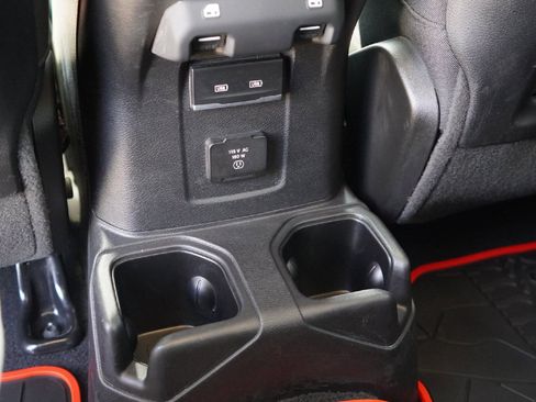 Used 2022 Jeep Wrangler Unlimited Rubicon w/ LED Lighting Group image 21