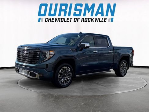 Used 2025 GMC Sierra 1500 Denali Ultimate AWD/4WD image 2