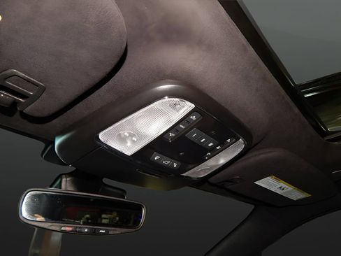 Used 2021 Jeep Grand Cherokee SRT w/ Trailer Tow Group IV image 28