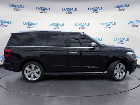 Used 2023 Ford Expedition Platinum AWD/4WD image 3