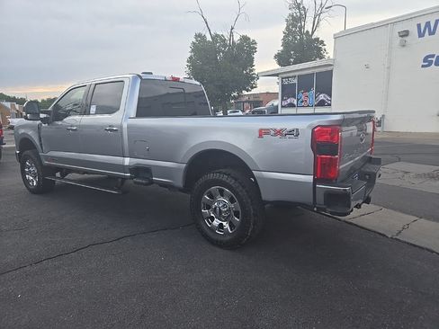 Used 2024 Ford F350 Lariat w/ Lariat Ultimate Package AWD/4WD image 7