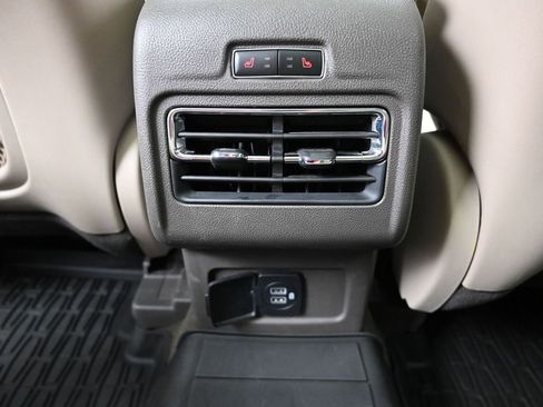 Used 2021 Lincoln Corsair Reserve AWD/4WD image 19