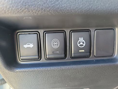 Used 2022 Nissan Maxima SR image 20