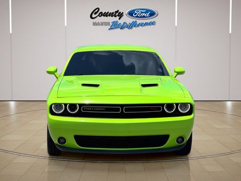 Used 2015 Dodge Challenger R/T Plus RWD image 5
