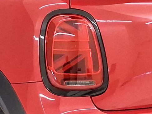 Certified 2023 MINI Cooper S FWD image 11