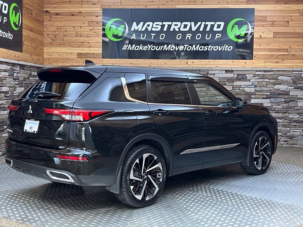 Used 2022 Mitsubishi Outlander ES AWD/4WD image 25