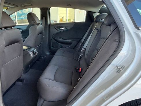 Used 2024 Chevrolet Malibu LT FWD image 24