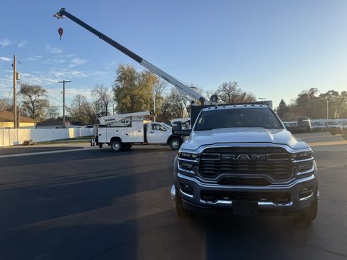 New 2025 RAM 5500 Tradesman image 25