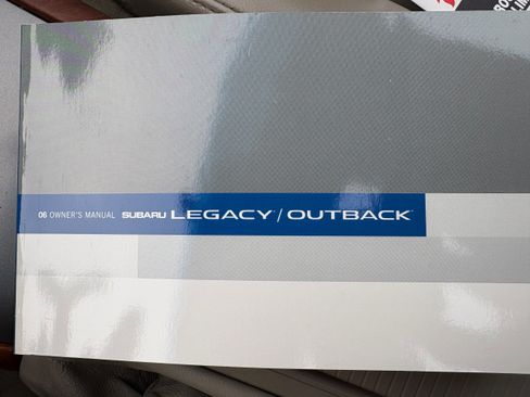 Used 2006 Subaru Outback 2.5i Limited image 40