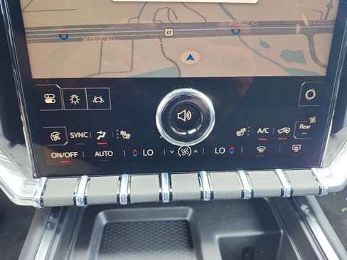 New 2025 GMC Acadia Elevation image 14